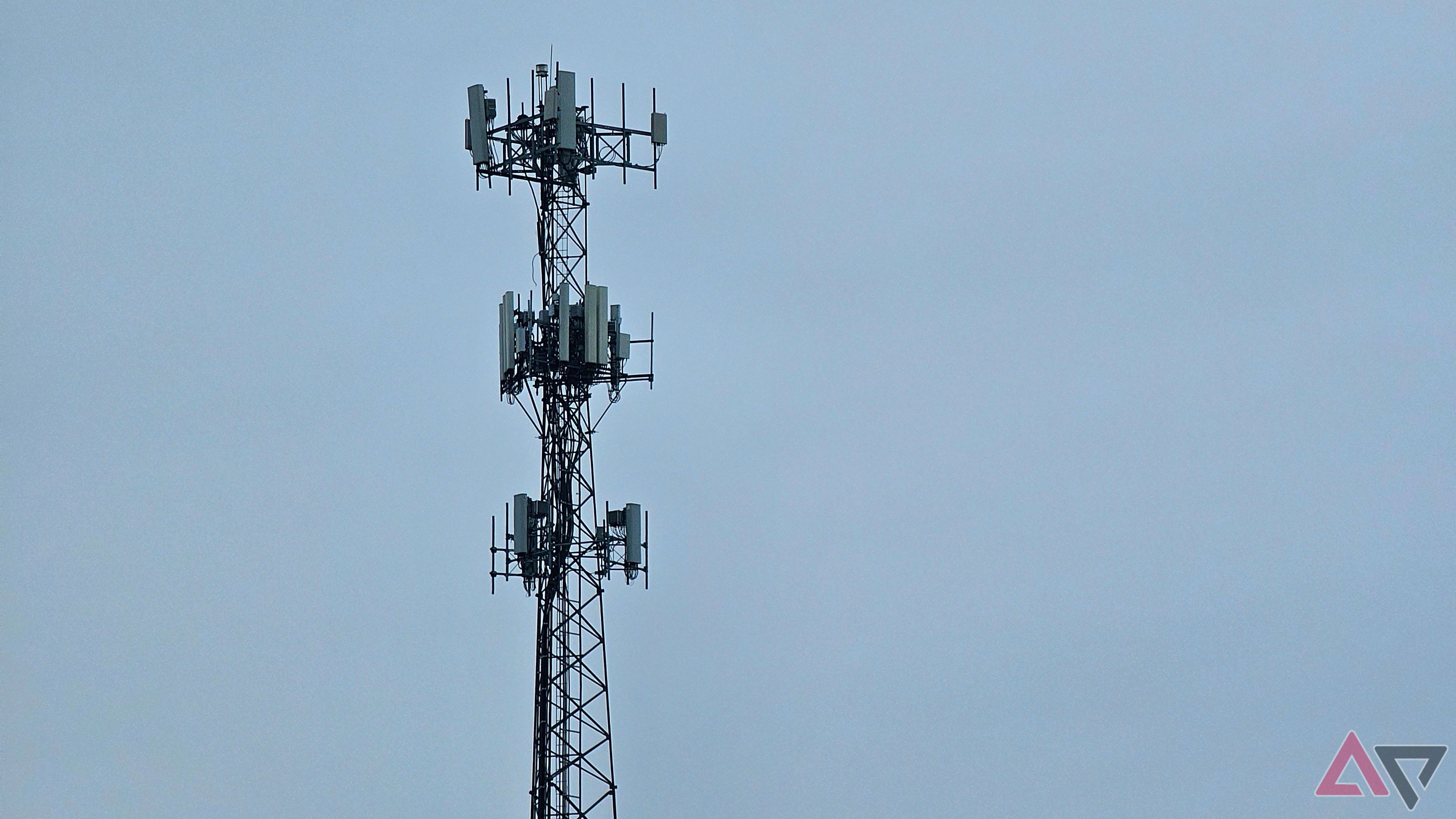 A T-Mobile cell phone tower with both LTE and 5G