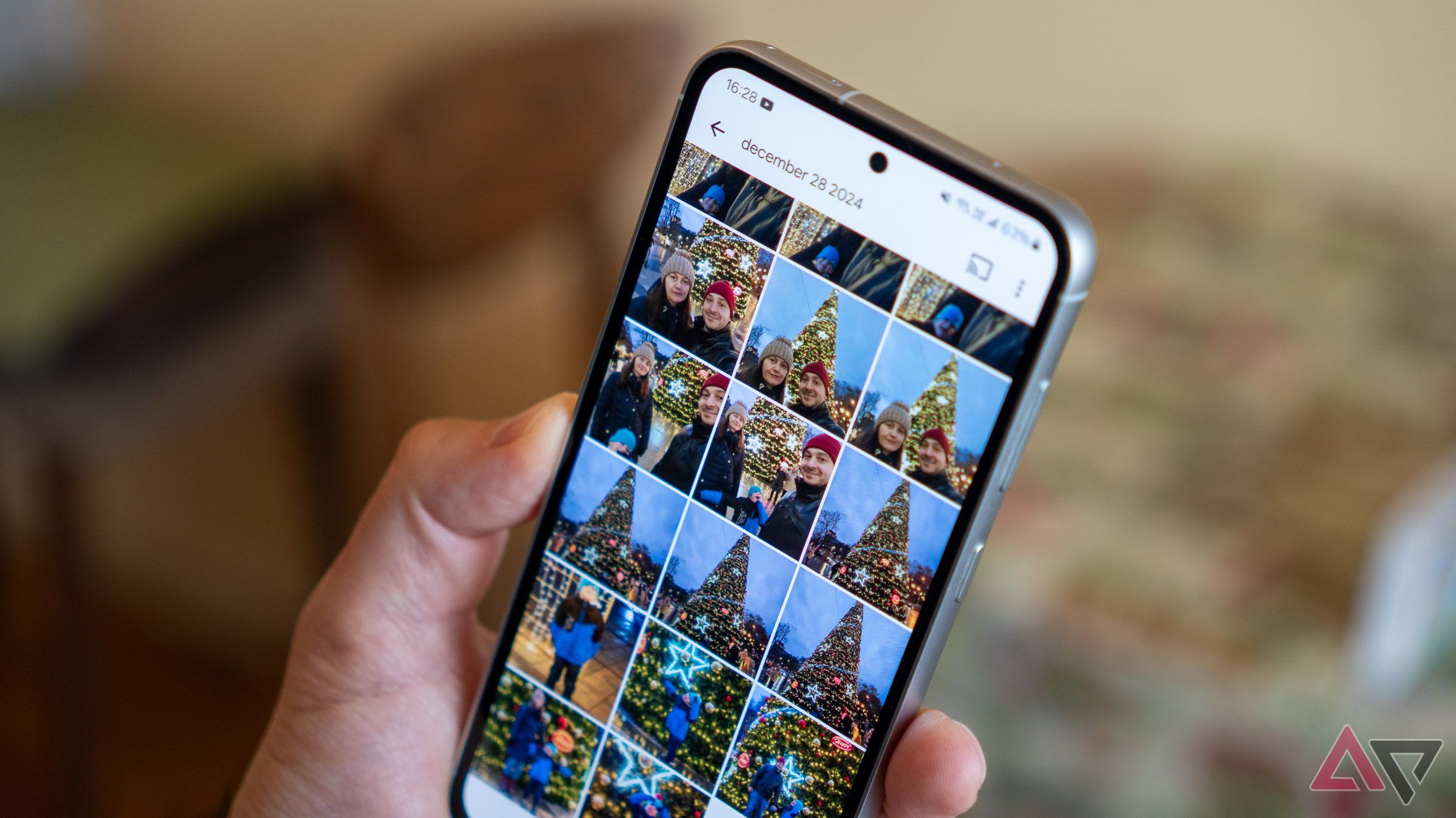 Google Photos rolls out 'undo device backup' feature on Android