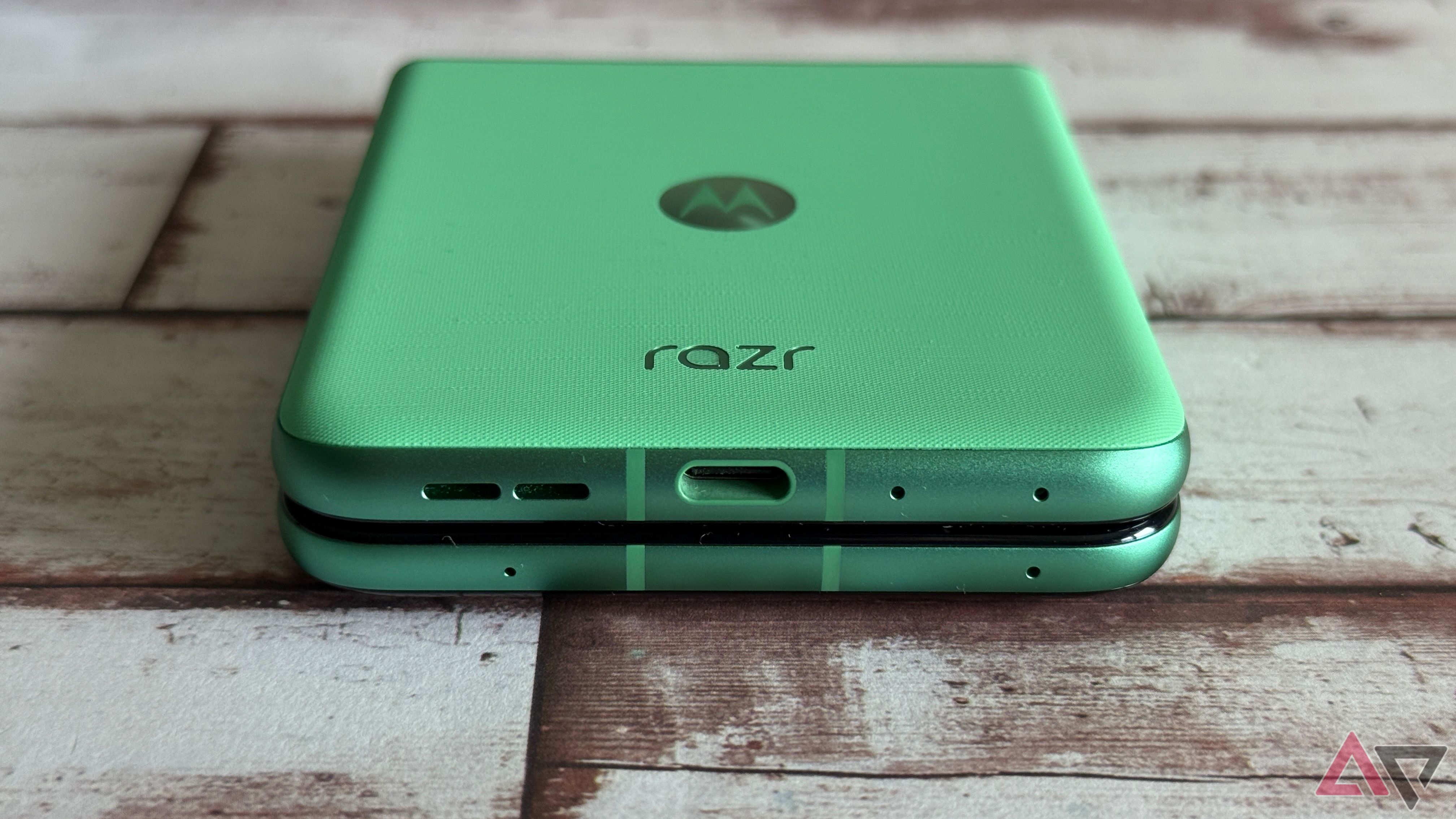 USB-C charging port on the Motorola Razr 2025 in Spring Bud
