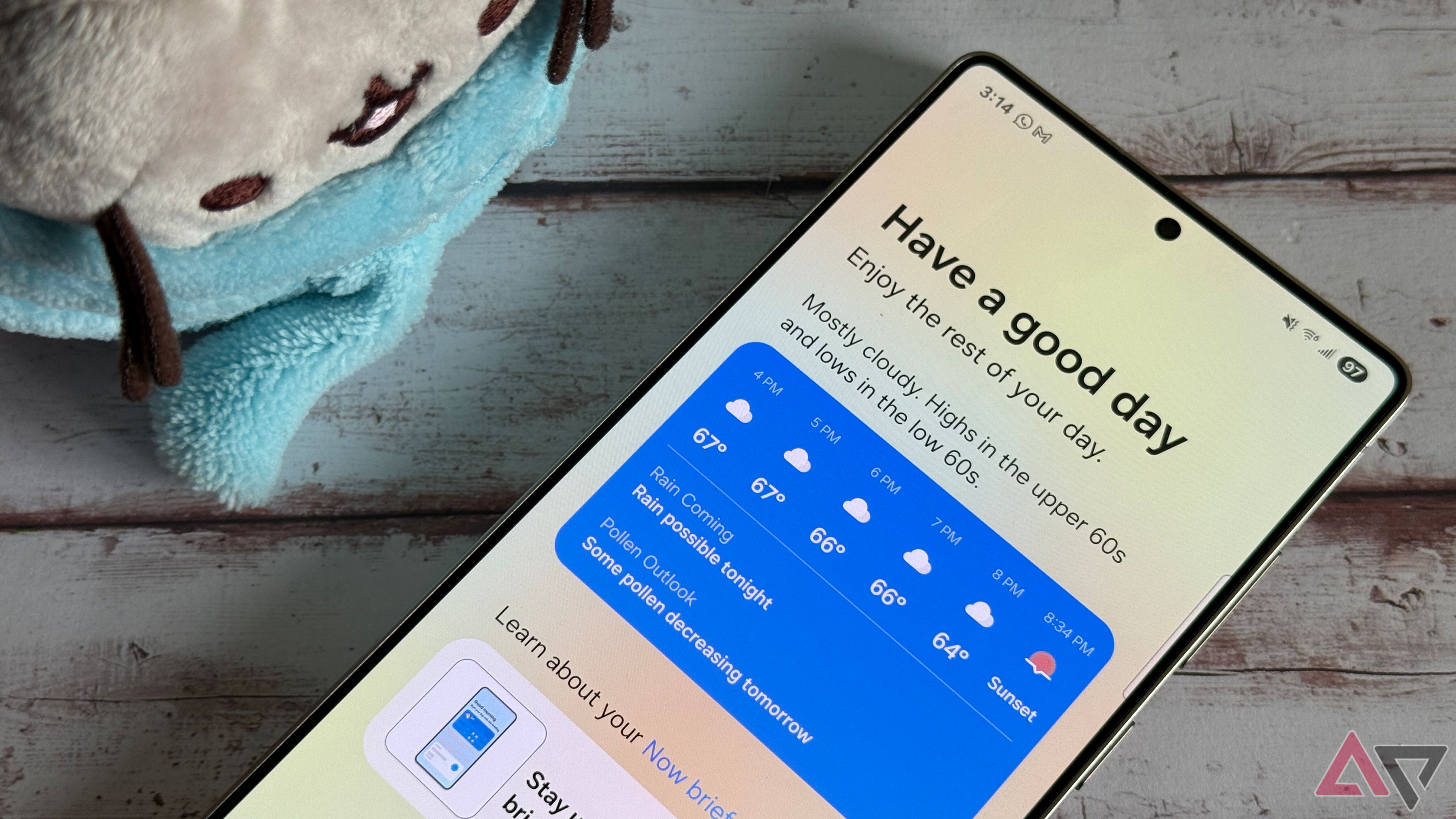 Samsung's Now Brief might actually start doing something useful