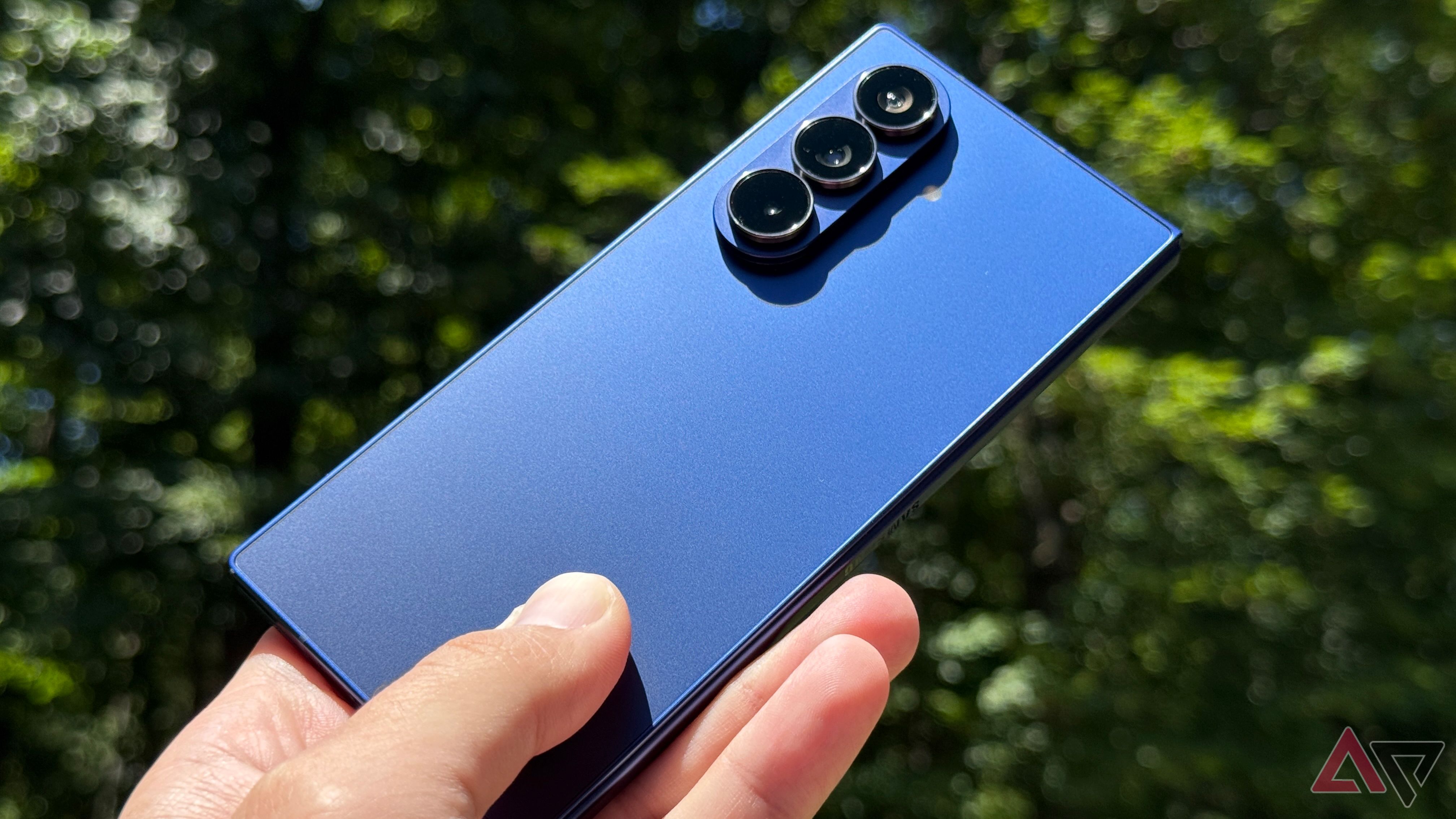 Samsung Galaxy Z Fold 7 in the sunlight