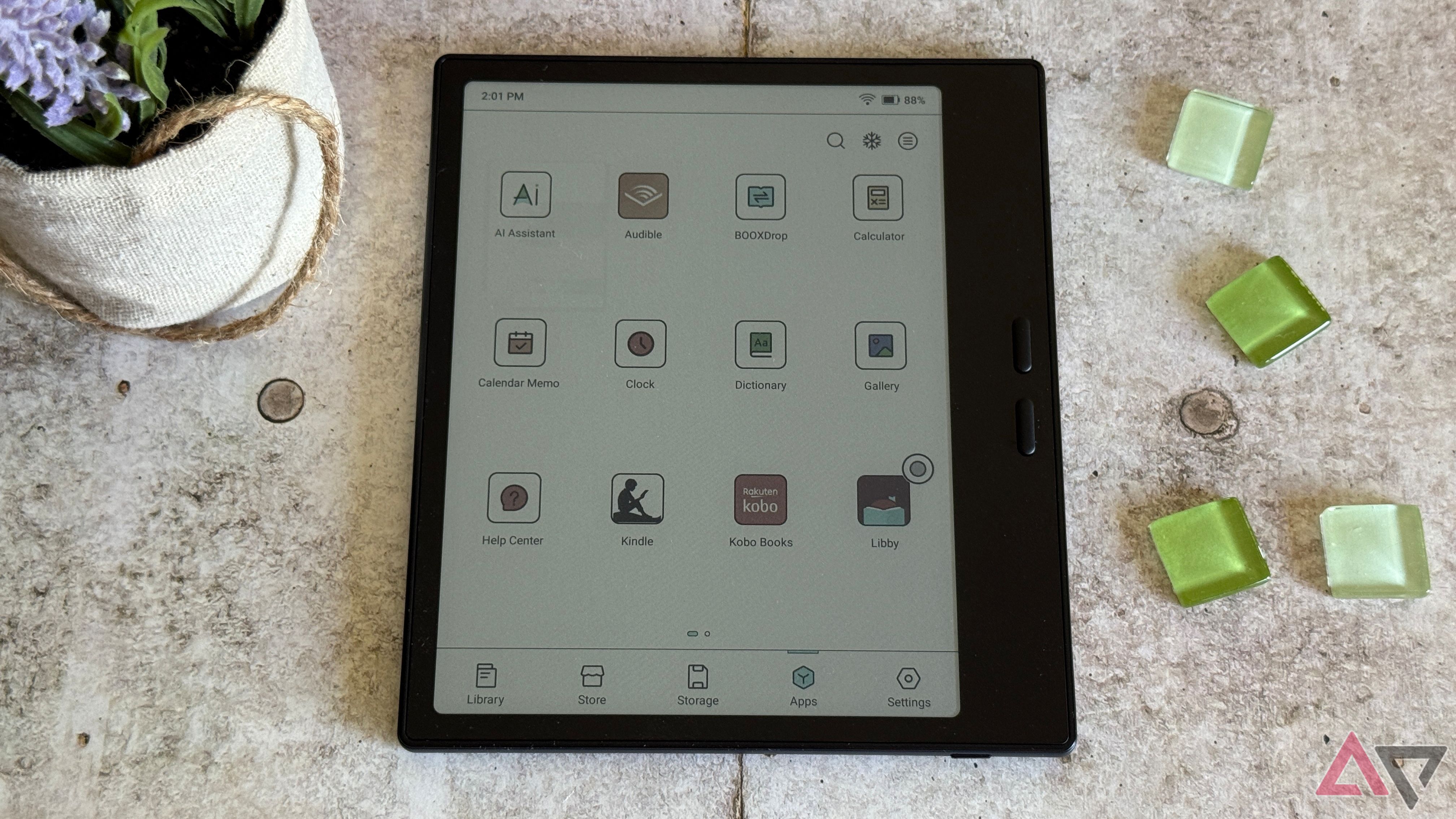 Home screen of the Onyx Boox Go Color 7