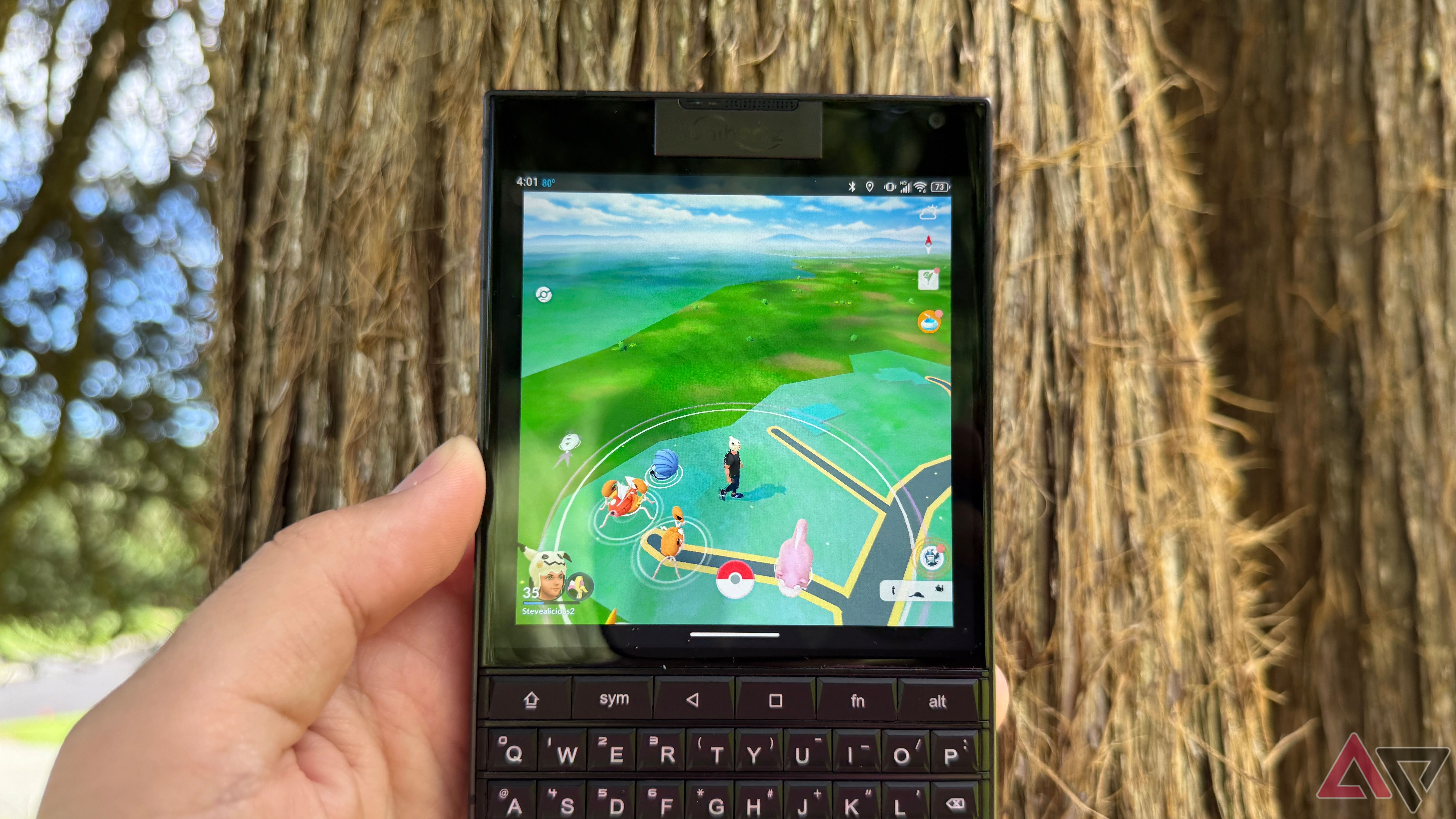 Unihertz Titan 2 playing Pokemon Go