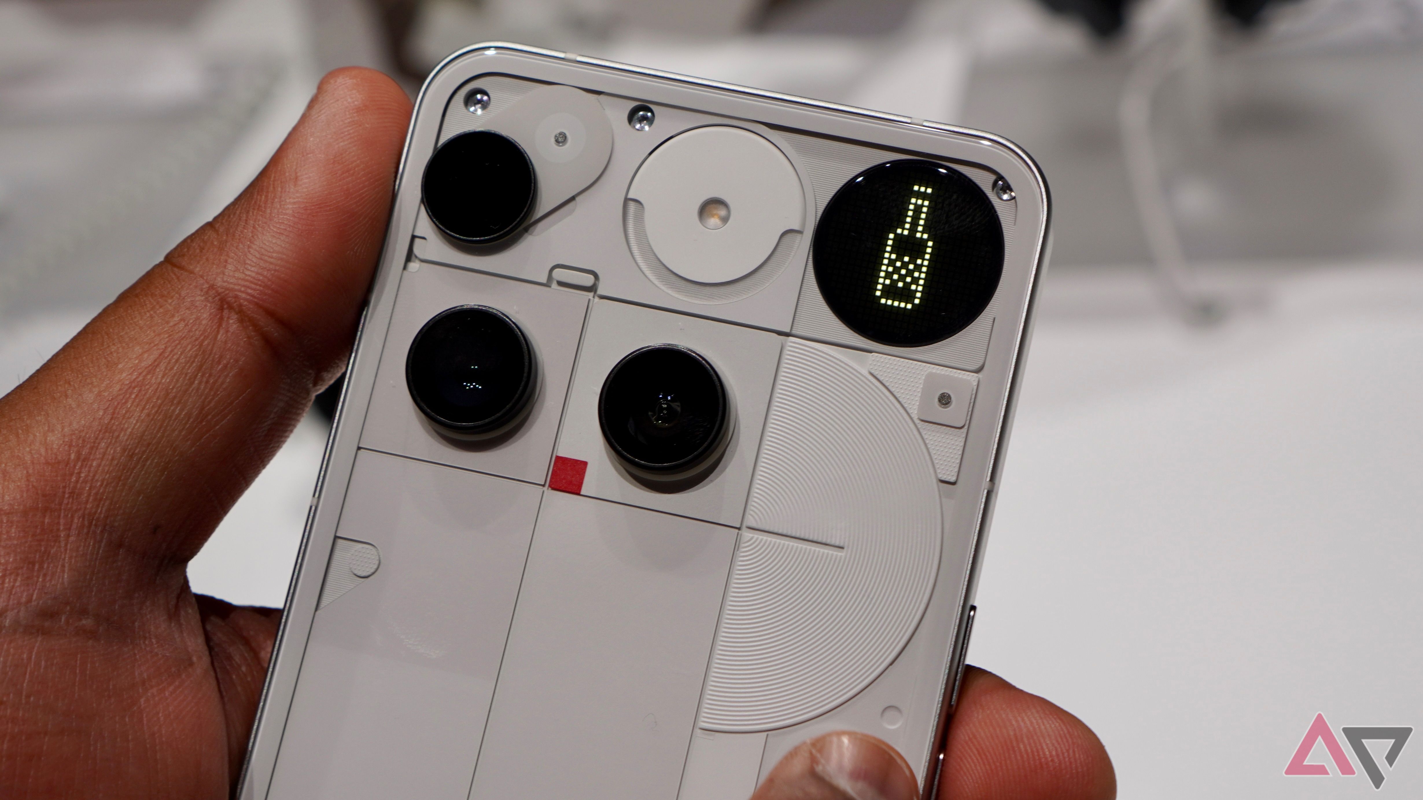 nothing-phone-3-bottle-1