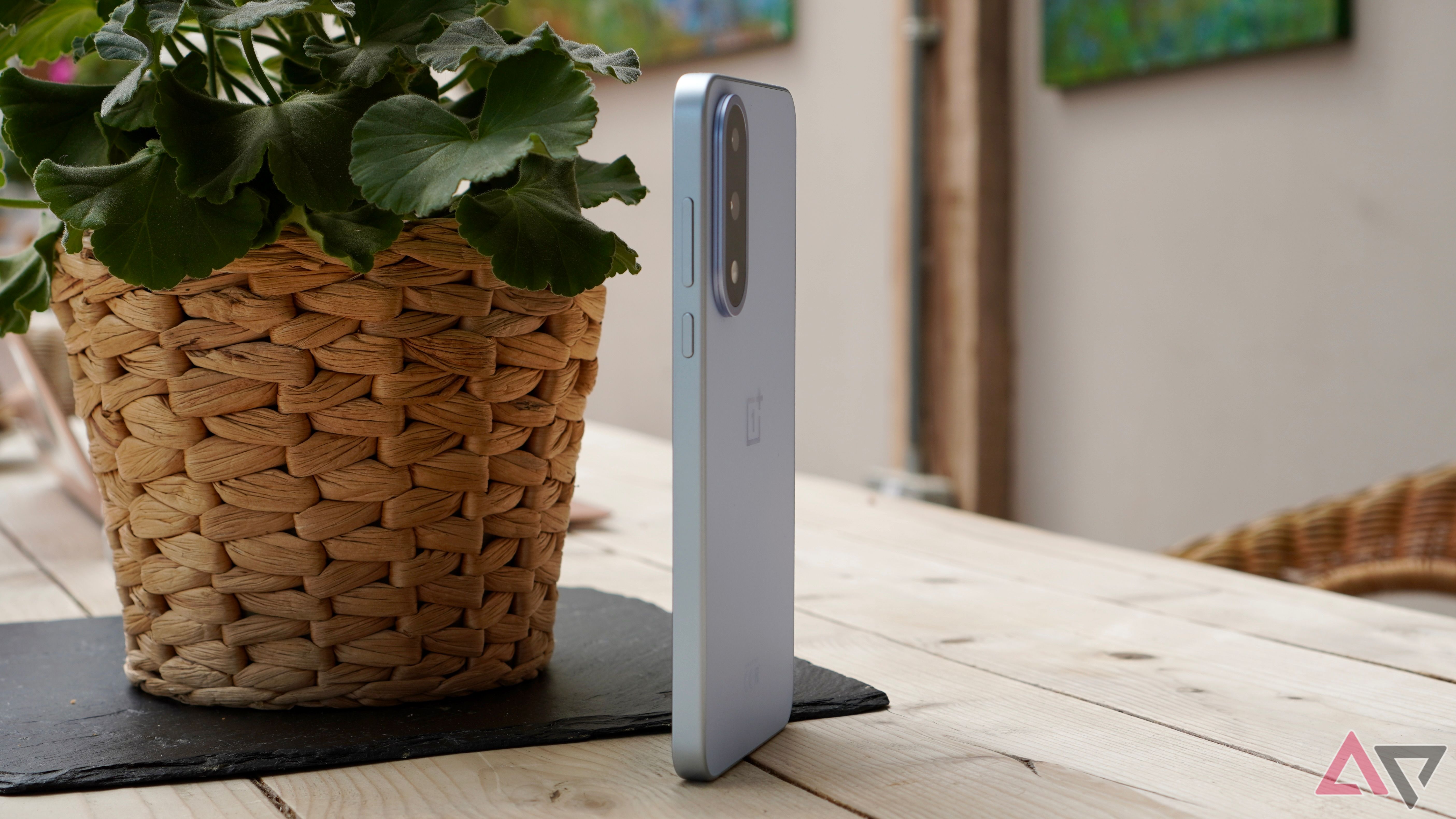 oneplus-nord-5-buttons