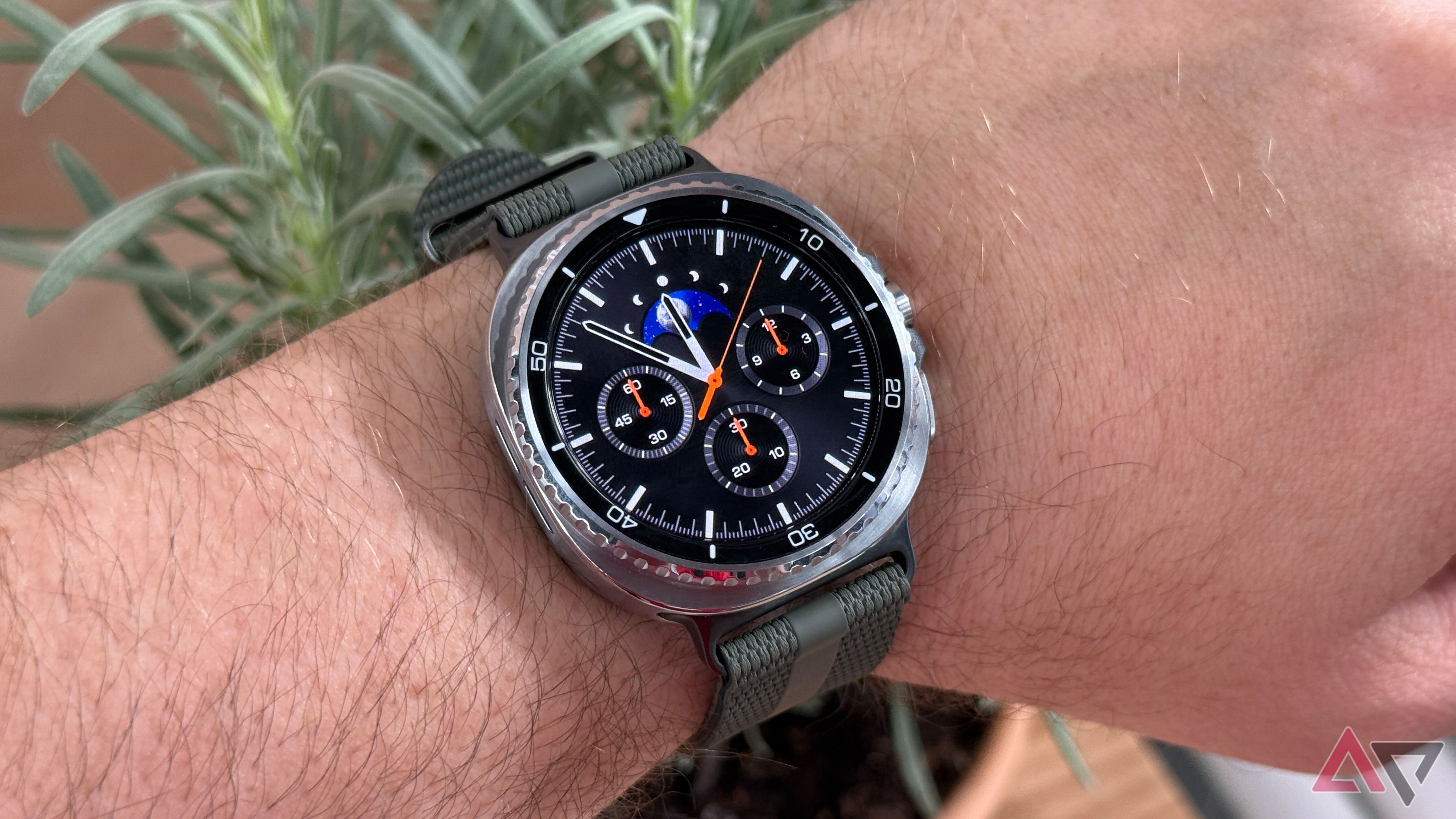 Samsung-Galaxy-Watch-8-Classic-on-wrist-showing-clock