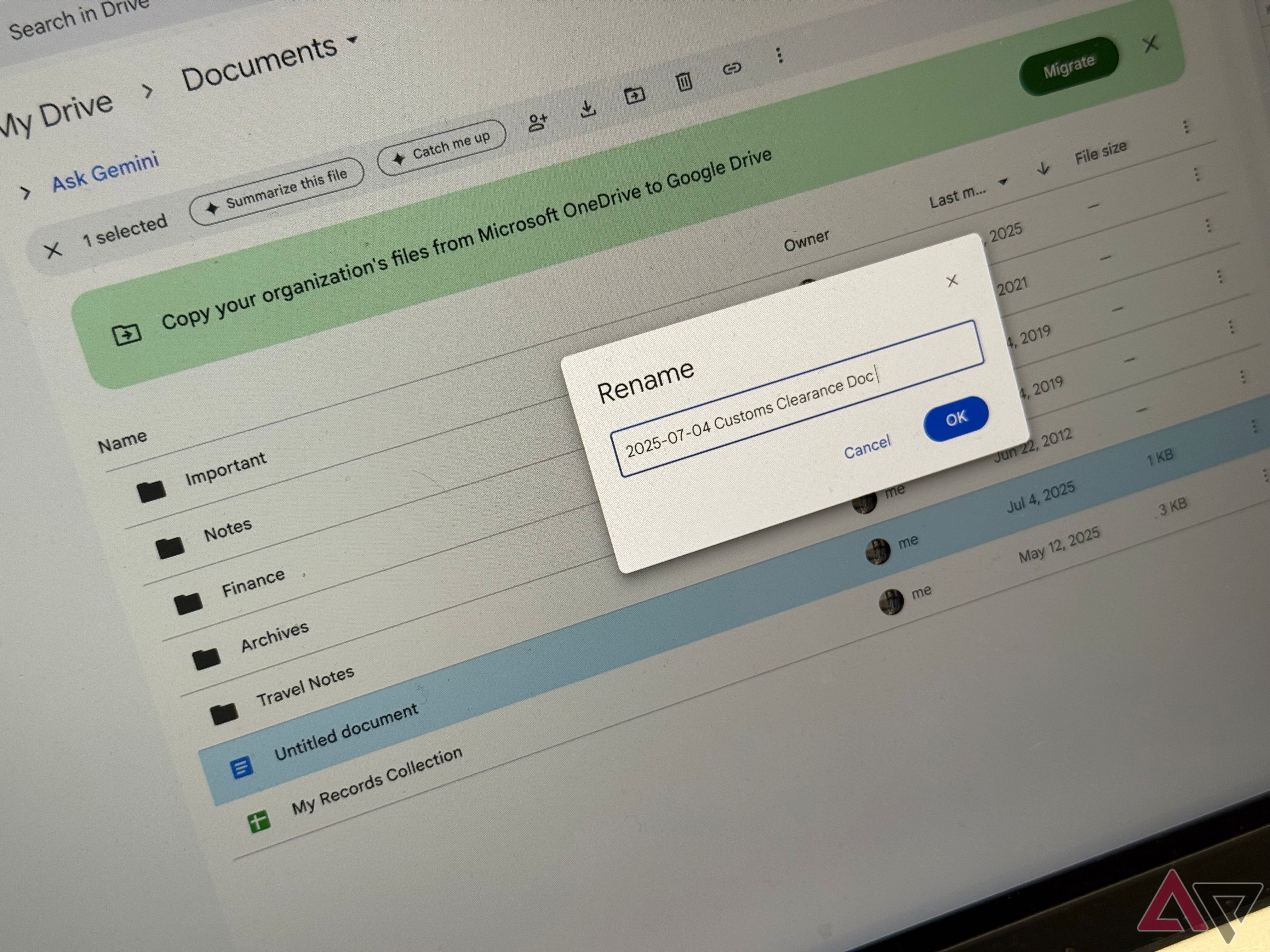 Uma tela de laptop com a função do arquivo de arquivo do Google Drive