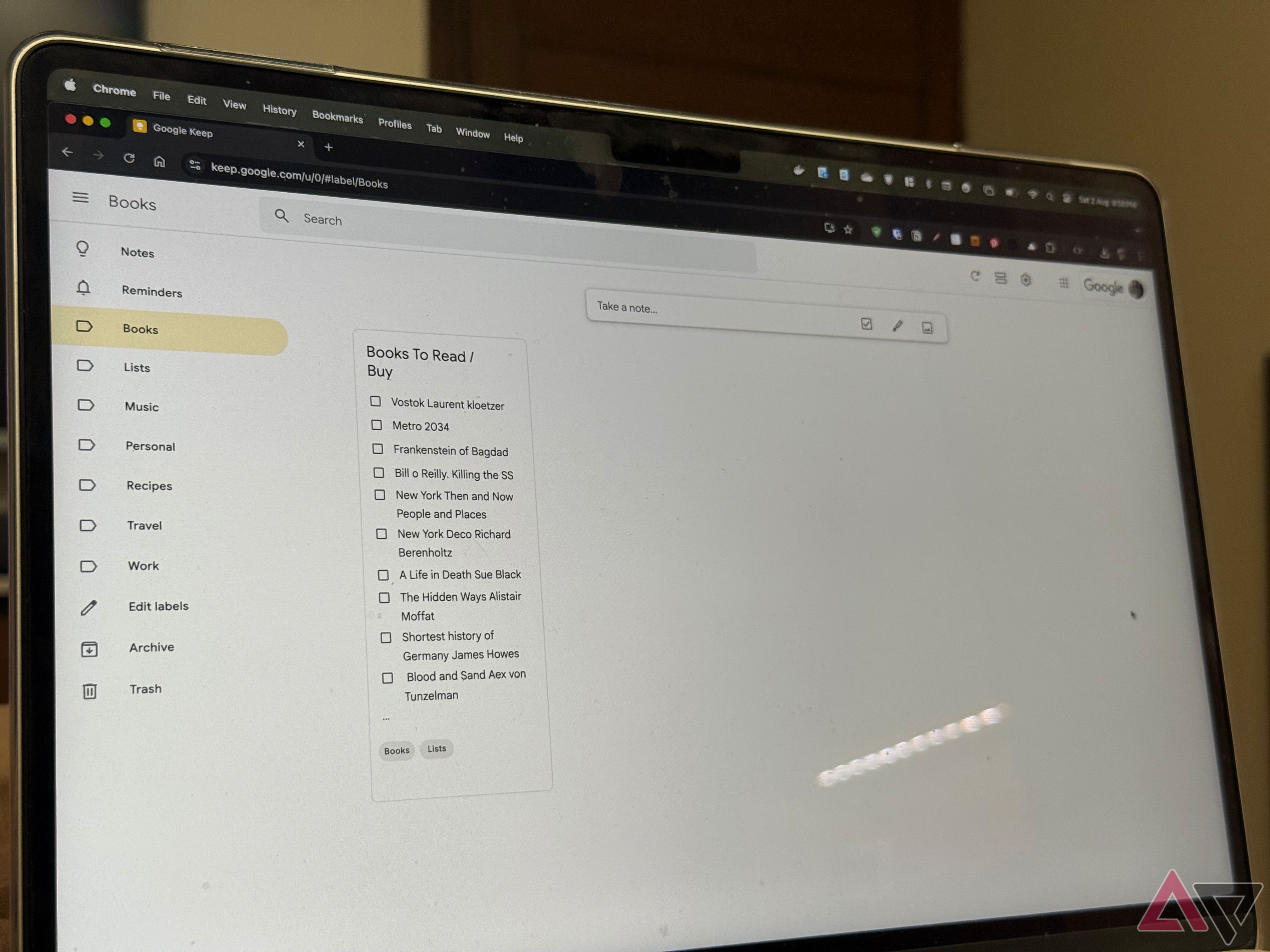 Uma tela de laptop com o aplicativo Google Keep usado na Internet
