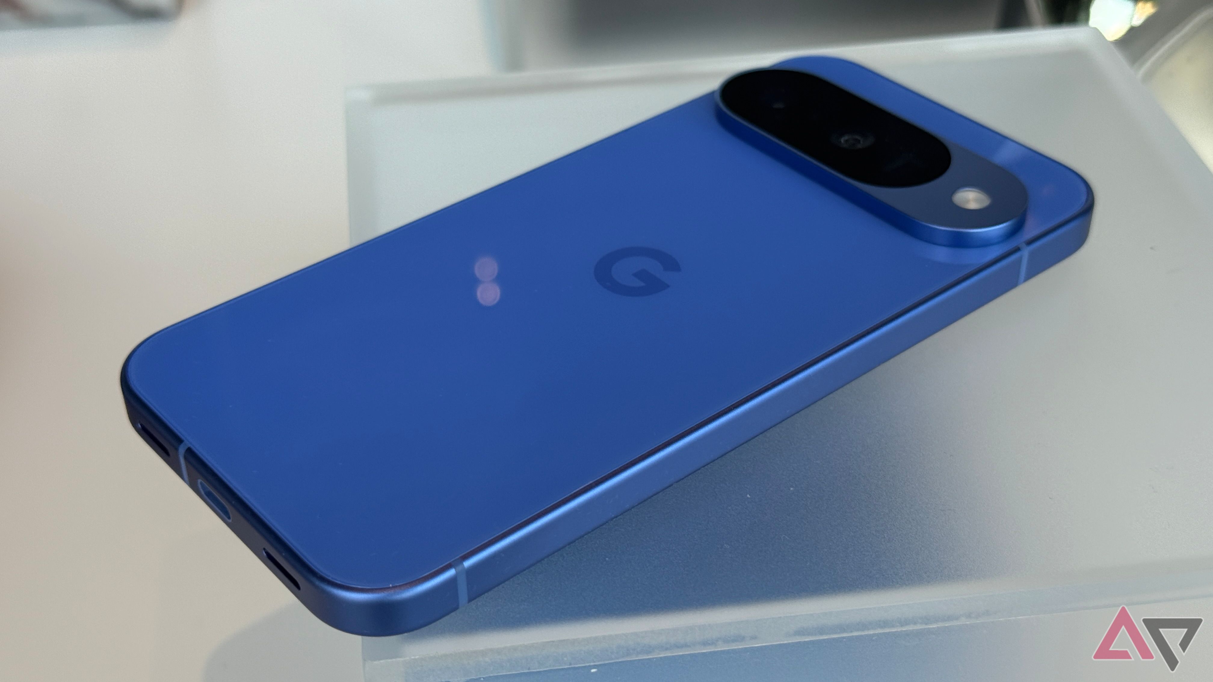 Google Pixel 青 New Google Pixel 10: Deals, Prices, Colors & Specs